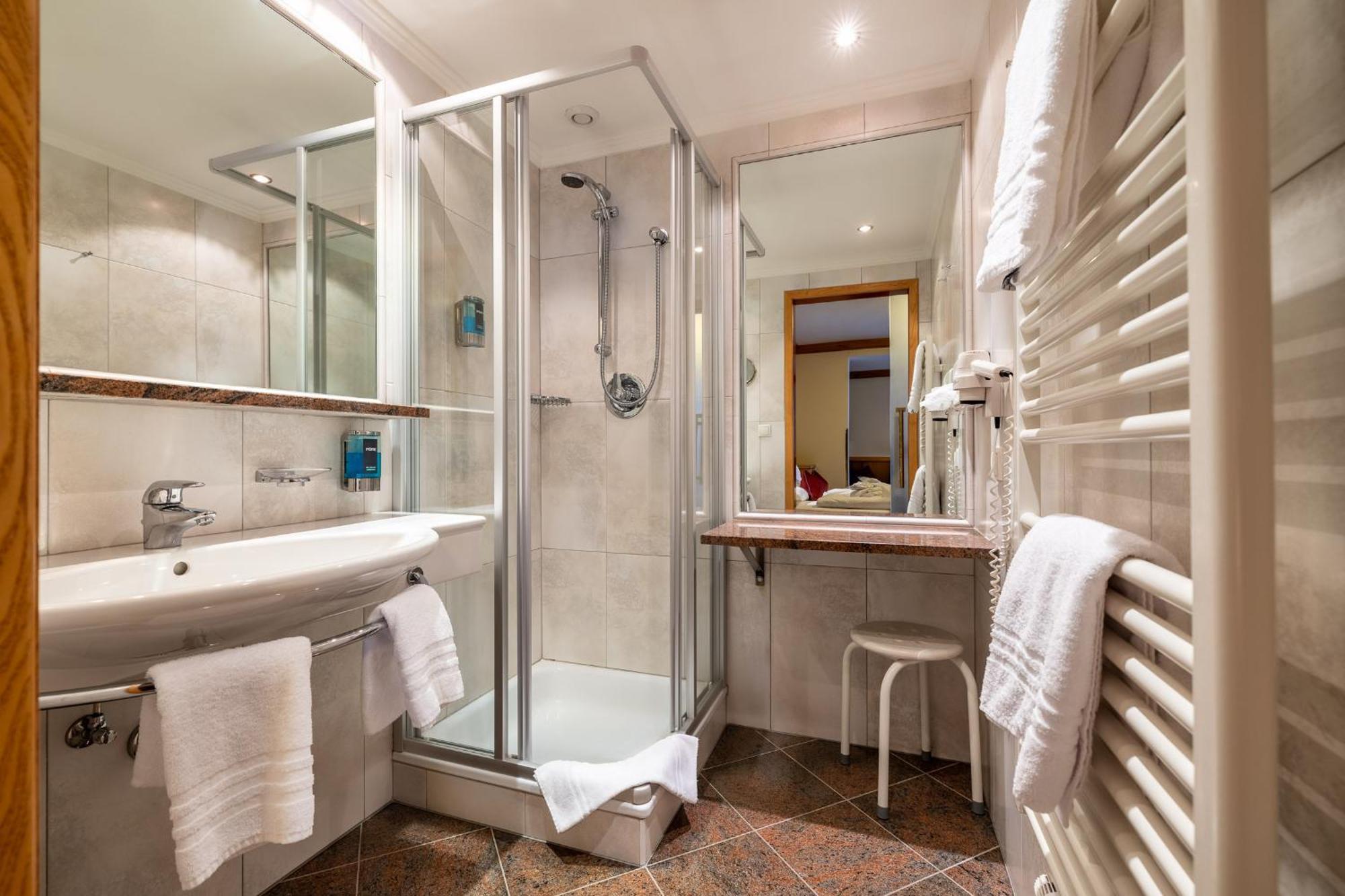 Hotel Alpenrose زوشنسي المظهر الخارجي الصورة