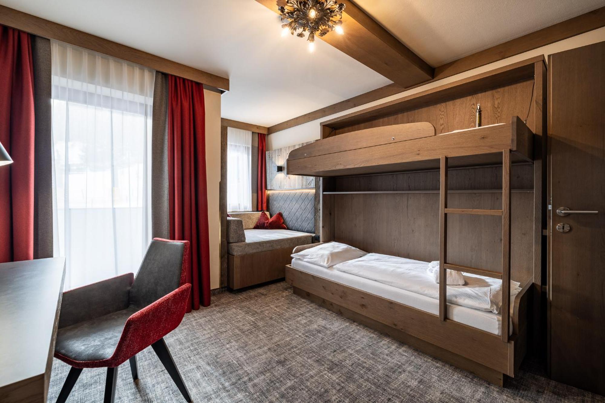 Hotel Alpenrose زوشنسي المظهر الخارجي الصورة