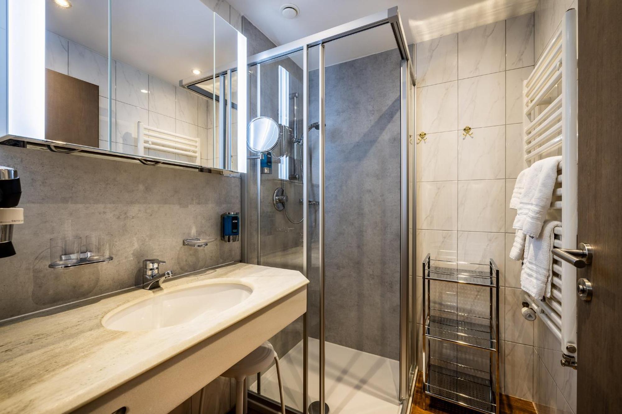 Hotel Alpenrose زوشنسي المظهر الخارجي الصورة